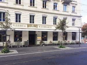 Litex AG: Molino Pizzeria Ristorante Stauffacher Zuerich Leuchtschrift